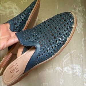 SOLS Woven Slip-On Mule blue